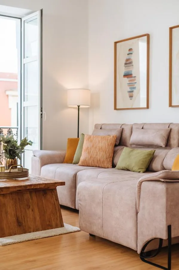 Hostly Rivero 2A Center Loft-Fibre-Communal Terrace-Parking Optional-Cless Seville