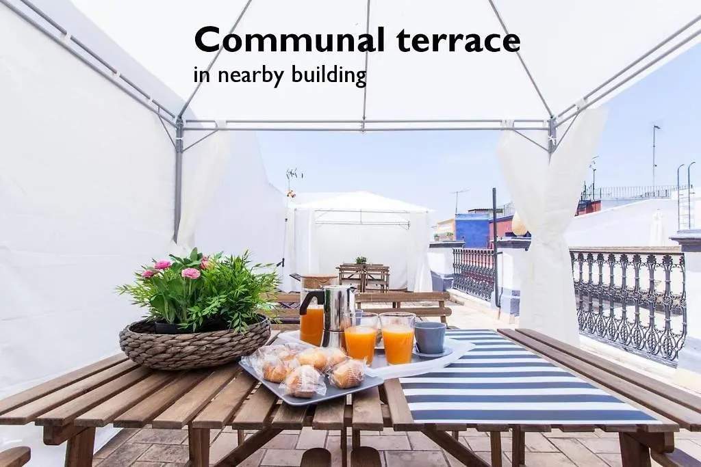Hostly Rivero 2A Center Loft-Fibre-Communal Terrace-Parking Optional-Cless Seville Spain